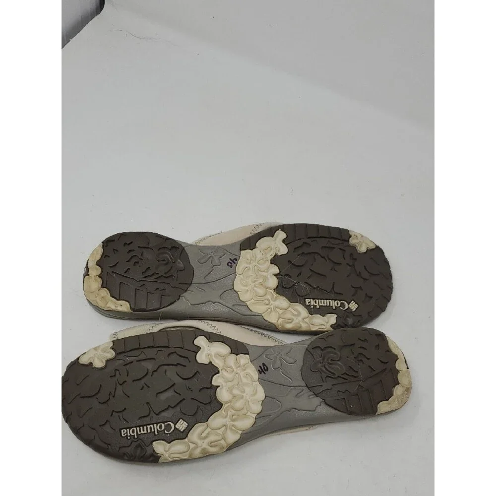 Columbia Women’s Light Tan Thong Sandals Size 10